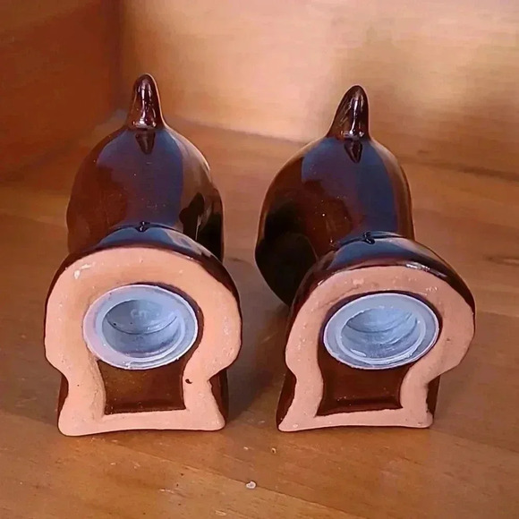 Adorable Vintage Redware Ceramic Brown Whale Salt &  Pepper Shakers - Picture 4 of 7